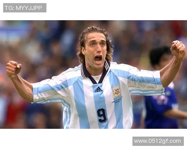 阿根廷足球历史上的传奇球星及其辉煌成就解析